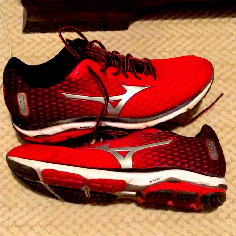 Mizuno Wave Rider Shoes
